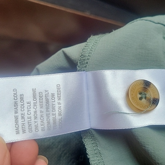 ZeroXposur Man  Gray Flat Front Outdoor Shorts Sz XL Goof Condition - Picture 10 of 10